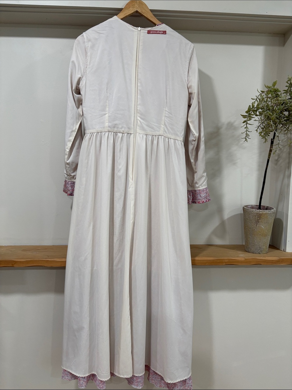 Gemma Allright Floral Farmhouse Ruffle Maxi Dress, Size M - Picture 8 of 12